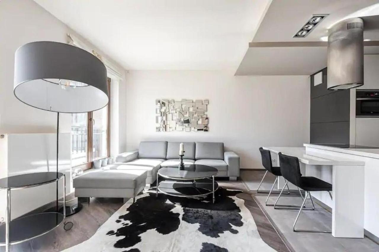 Cosy And Bright- Golden Apartments- Old Town&sz5-6 Huoneisto